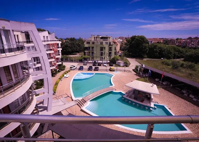 Emberli Penthouse Appartement *